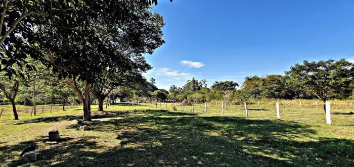 Terreno à venda, 300 m² por R$ 142.500 - Condomínio Las Villas de Maria - Cachoeirinha - B