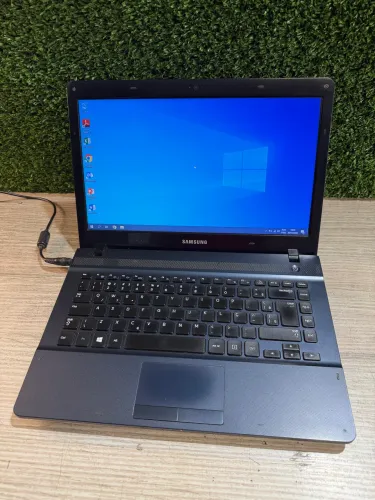 Notebook Samsung Core i3 4ram HD500 W10 Office Antivírus