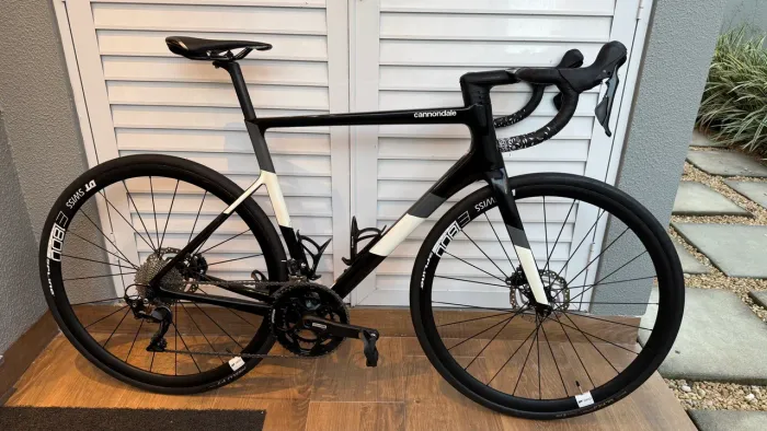 Cannondale SuperSix EVO Disc Carbono (Tam. 56)