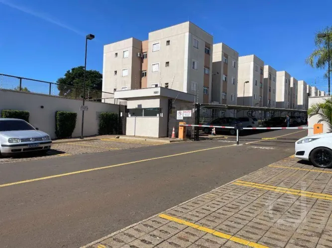 Apartamento com 2 dormitórios para alugar, 46 m² por R$ 1.350,00/mês - Dom Pedro II - Lond