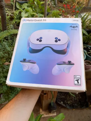 Óculos VR Meta Quest 3s Batman edition 128gb Cor Branco
