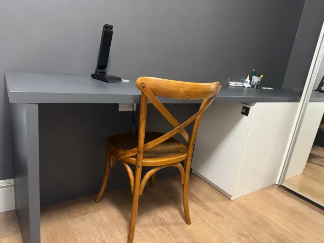 Vendo guarda-roupa, rak, moveis par quarto.