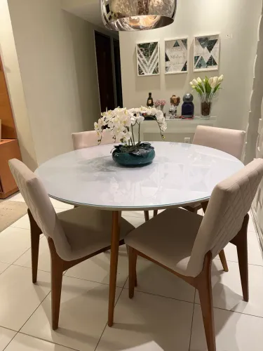 Mesa + Aparador