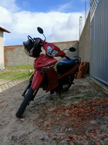Moto excelente pro dia a dia toda revisada