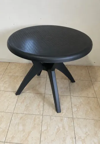 Mesa desmontável em polipropileno