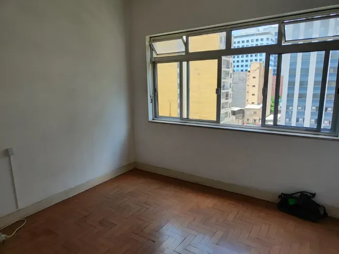 Apartamento/Studio para alugar na Rus Dr Cesario Mota - Vila Buarque.