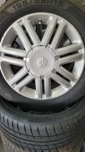 Rodas  do astra CD aro 15  com  pneus  195/55 15