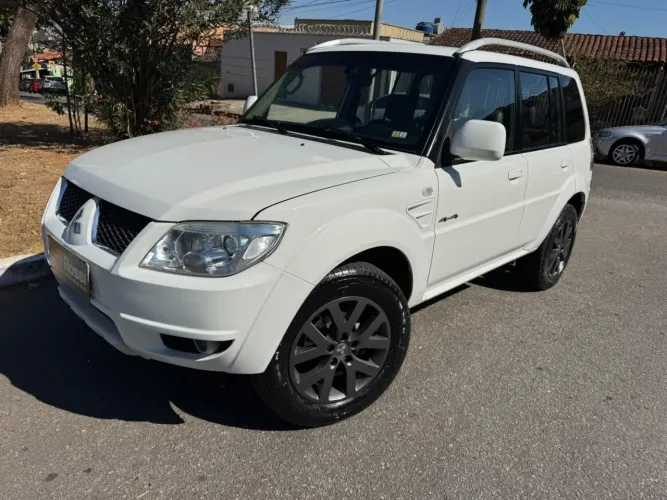 Mitsubishi Pajero TR4 2.0/ 2.0 Flex 16V 4X4 Aut. 2014