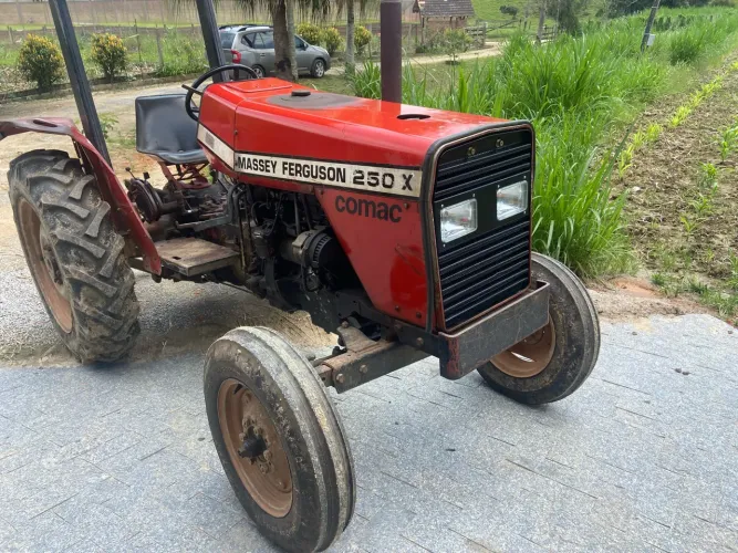 MASSEY FERGUSON 250X ano 1999