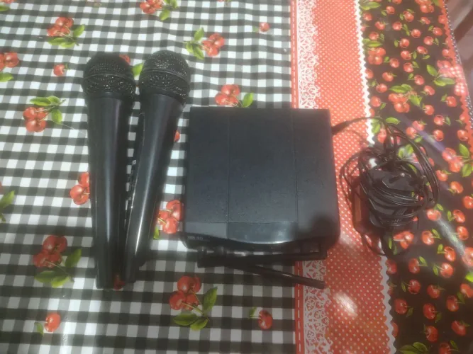 Microfone sem fio duplo AKG SR 40