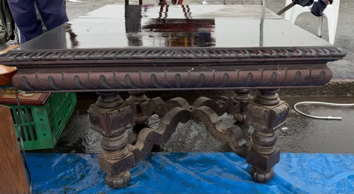 Mesa antiga