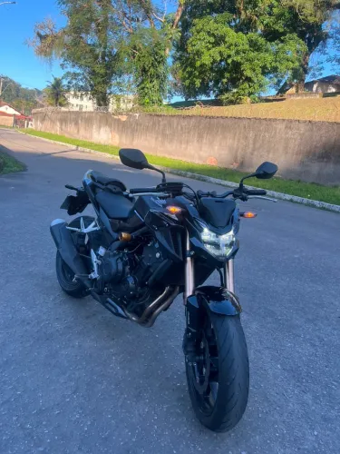 HONDA CB 500F 2023