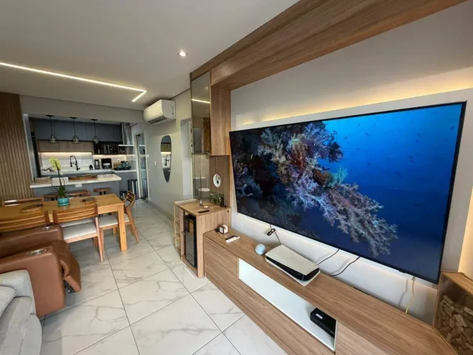 Apartamentos para venda com Piscina e 2 quartos, 82 m² - Embaré