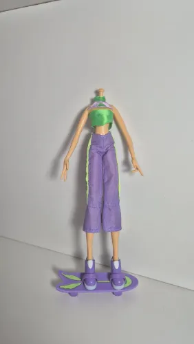 Lote Roupa Casual para Boneca Winx Tecna Mattel