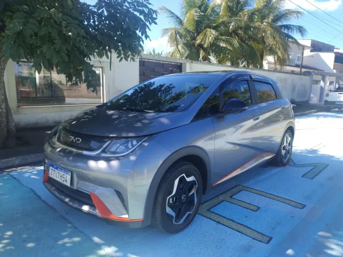 BYD Dolphin EV (Elétrico) 2026
