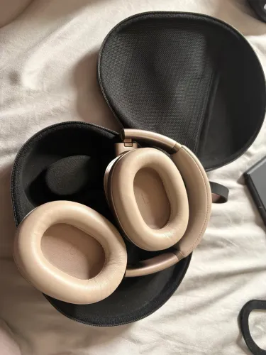 Fone JBL Tour One M3 Mocha
