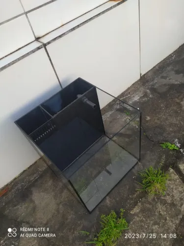 Aquario cubo 30x30x30 com sump traseiro