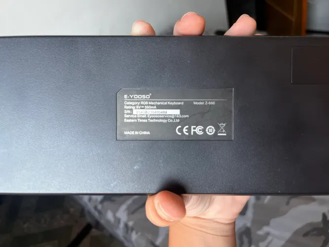 TECLADO E-YOOSO Z-686 MECÂNICO
