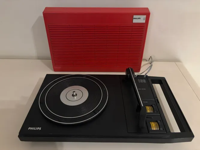 Vitrola toca discos Philips ano 1980