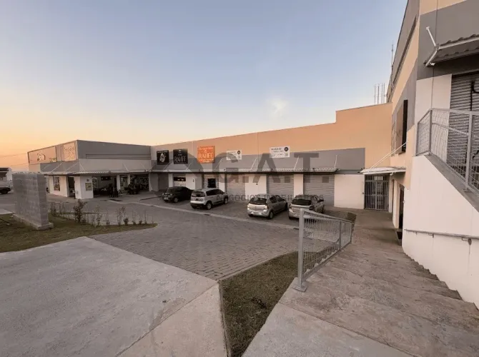 Galpão Comercial para Locação em Votorantim-SP, Jardim Toledo 260,00 m² de Área Disponível