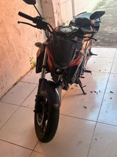 Fazer 250 edição limitada