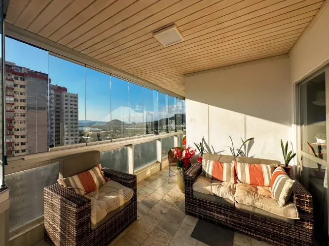 Apartamento para alugar na Rua Jornalista Henrique Cordeiro, Barra da Tijuca, Rio de Janei
