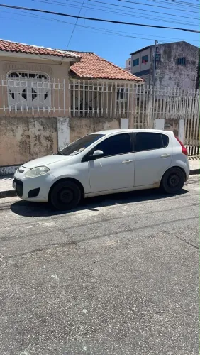 Fiat Palio Attractive 1.0 EVO Fire Flex 8V 5P 2014