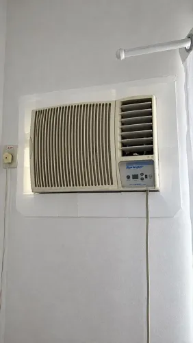 Ar Condicionado de Janela SPRINGER MINIMAX 220V 12.000 BTUs