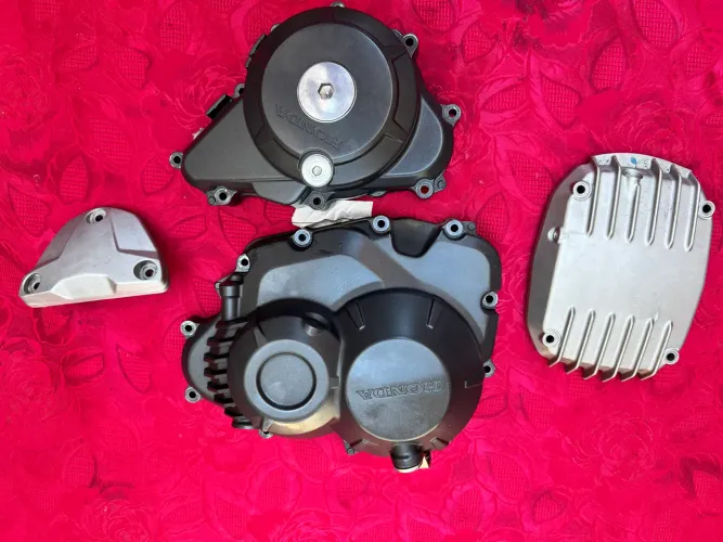 Tampas do motor 160