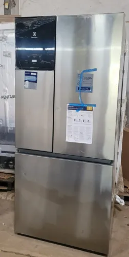 Geladeira Electrolux Fost Free Freezer Inverter Inox 590L C\ Amassado