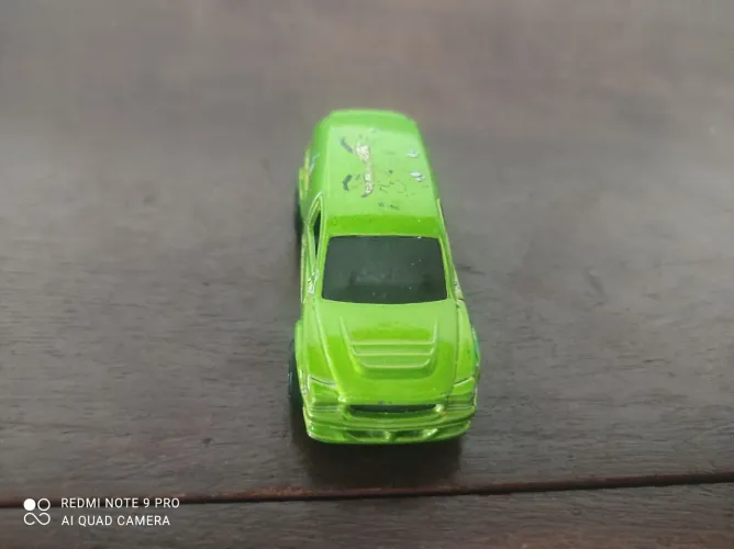 Hot Wheels Fandango 2004 Tag Rides