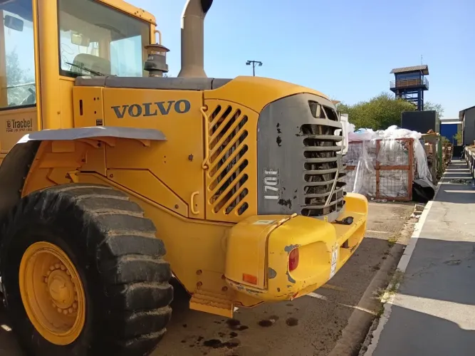 Pá Carregadeira Volvo 2006