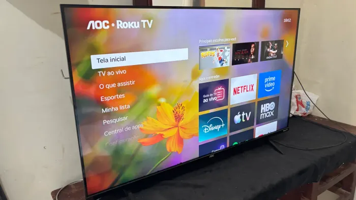 TV AOC 43 smart muito conservada