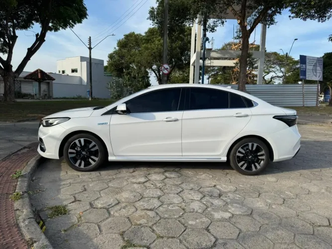 Chery Arrizo 6 PRO 1.5 Turbo (híbrido) 2025