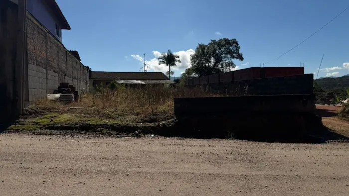 Terreno Gigante + Casa por R$ 280 mil (Pega Carro)
