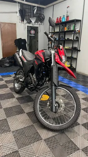 Lander XTZ 250 2024