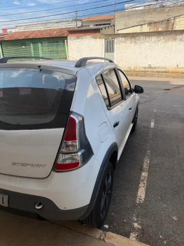 Renault Sandero Stepway Hi-flex 1.6 16V 5P Aut. 2014
