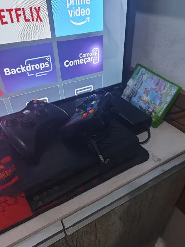 Xbox 360 super slim desbloqueado