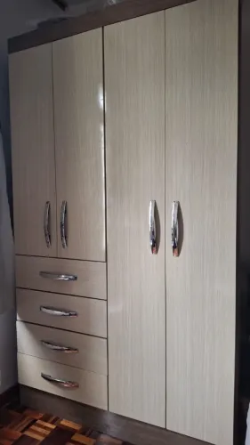 Guarda roupa