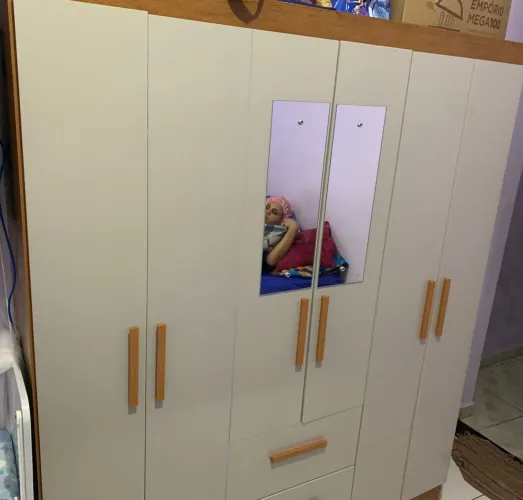 Guarda-roupa Casal