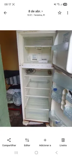 Geladeira Electrolux 400 litros funcionando perfeitamente precisa so trocar borracha