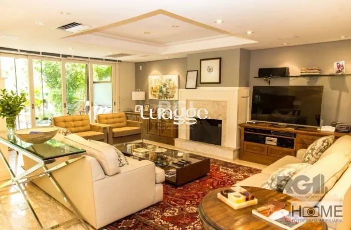 Casa em Condomínio 4 dormitórios para alugar Três Figueiras Porto Alegre/RS