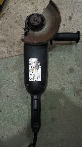 Esmerilhadeira bosch gws 26-230