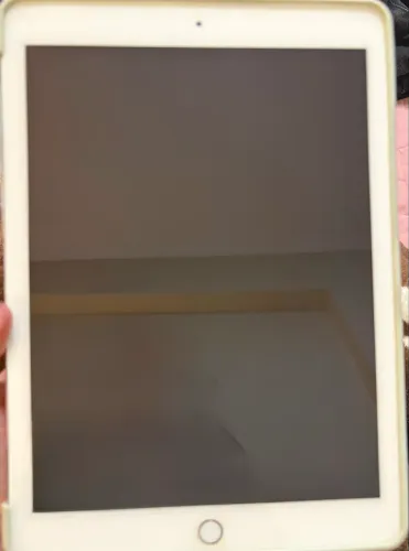IPAD AIR 2ª GERAÇÃO - 64 GB - IMPECÁVEL