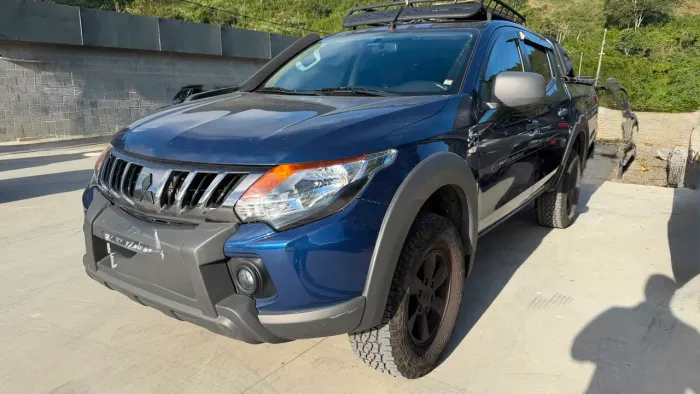 Mitsubishi L200 Triton Savana GLS 2.4 4X4 Die. AUT 2023
