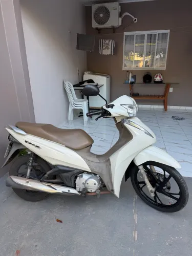 Biz 125 ano 2020 em dias
