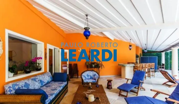 CASA EM CONDOMÍNIO - MORUMBI - SP