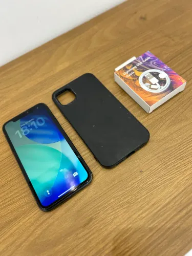 iPhone 11 - 64gb