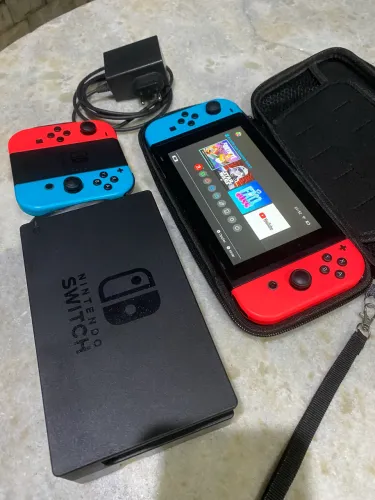 Nintendo switch V2 importado 4 controles