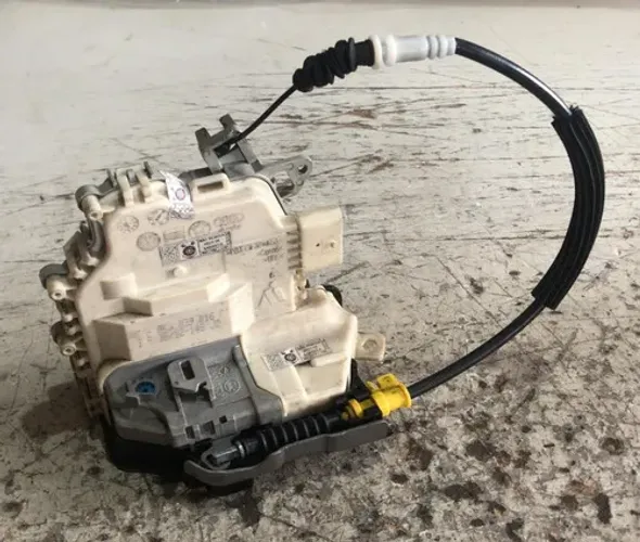 Fechadura Traseira Direita Audi A3 1.8 Sportback 2014